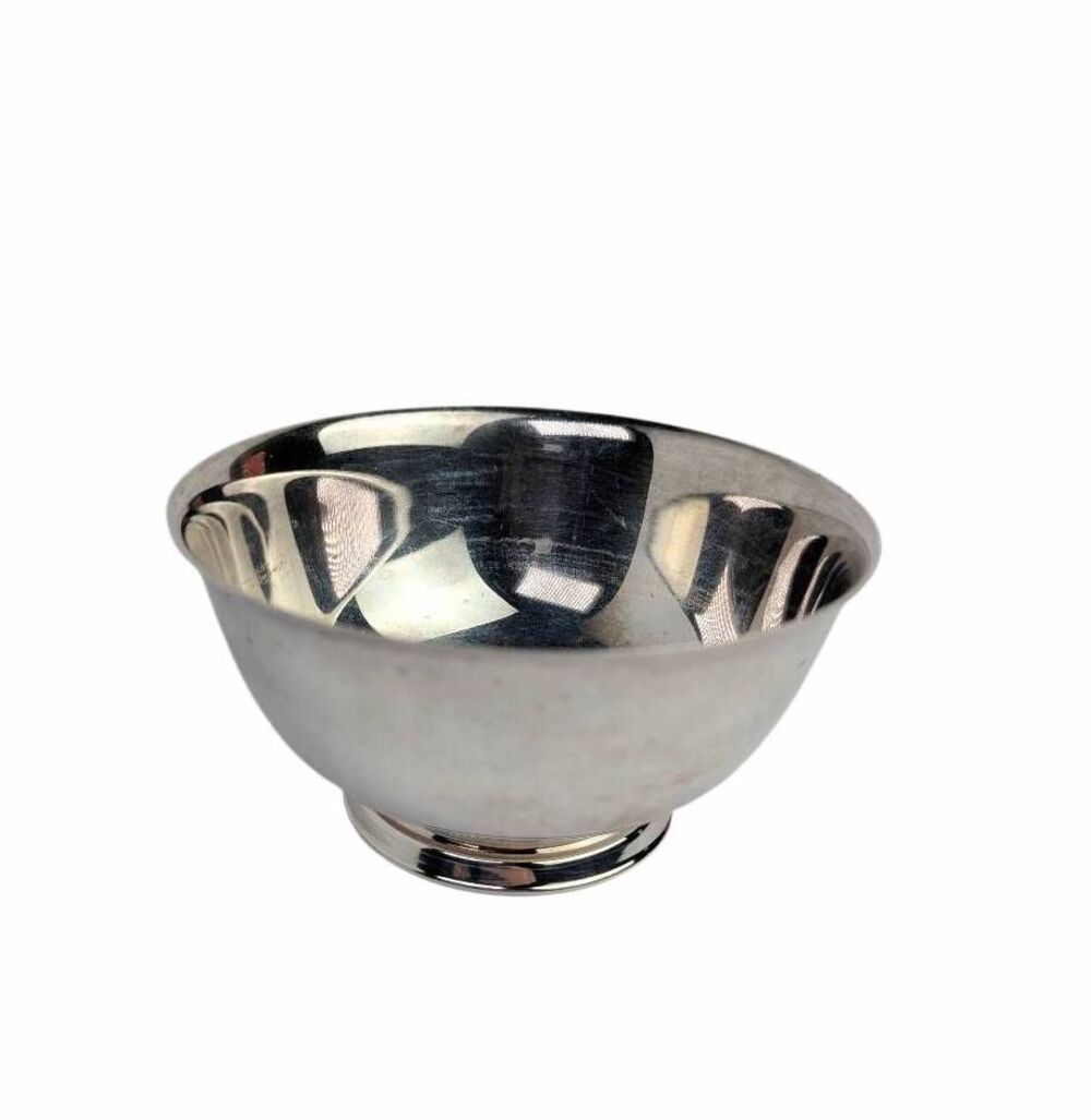 Vintage Paul Revere Reproduction W M A Rogers silver plated small 4" bowl